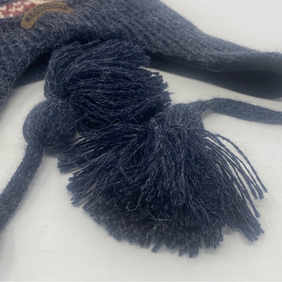 KOOTENAY Kintting Co Blue Lined Soft Winter Wool Blend Cap Hat Tassels - Picture 2 of 11